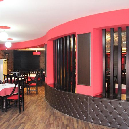 Hotel Argenti Shkodër Екстериор снимка