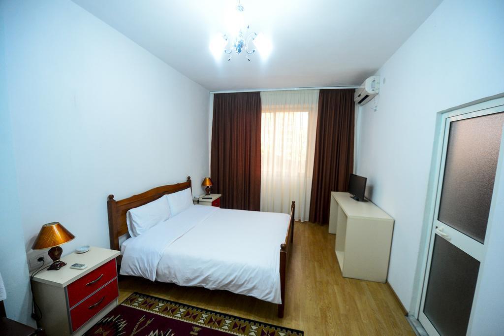 Hotel Argenti Shkodër Екстериор снимка